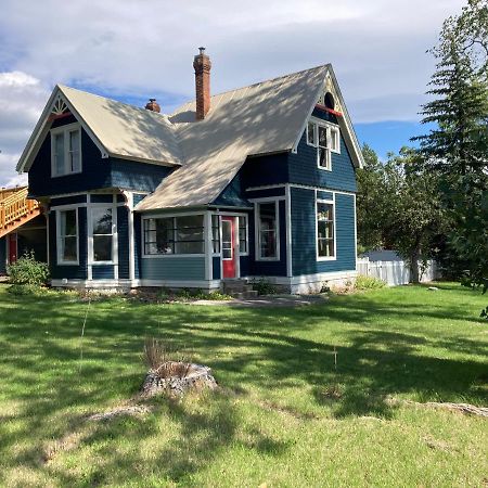 Victorian Guest Getaway-20Mins To Glacier National Park-10Mins To Airport! Columbia Falls Kültér fotó